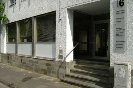 Büro in Siegen 430,00 € 59 m² - 430,00&nbsp;EUR Kaltmiete, ca.&nbsp; 59,00&nbsp;m&sup2; in Siegen (PLZ: 57072)