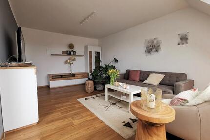 2-Zimmer Maisonette Wohnung mit Loggia, Küche, Keller, Stellplatz - Rees