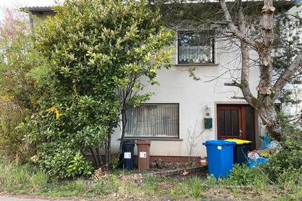 Einfamilienhaus mit 5 Zimmer , Garten und Stellplatz - Helmenzen