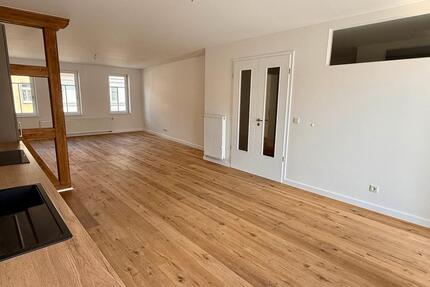 Hochwertige 3-Zimmer-Wohnung mit Echtholzboden, Südbalkon, Küche - Heilbad Heiligenstadt