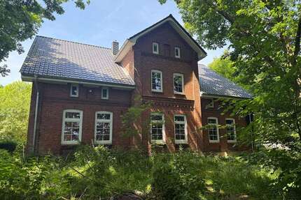 Haus zum Kaufen in Wesselburener Deichhausen 550.000,00 € 460 m²