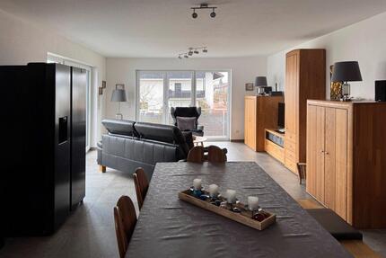 Rosenheim - NEUBAU (2022) Dreizimmerwohnung mit Bergblick