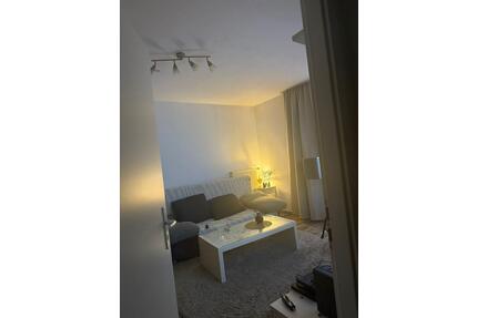 Kleine Wohnung - 350,00&nbsp;EUR Kaltmiete, ca.&nbsp; 25,00&nbsp;m&sup2; in Essen (PLZ: 45326) Stadtbezirk V