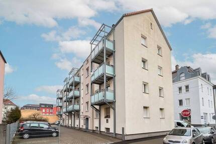 Investieren oder Selbstbezug: 3 Zi. Whg. mitten in Oberhausen inkl. extra Stellplatz - Augsburg