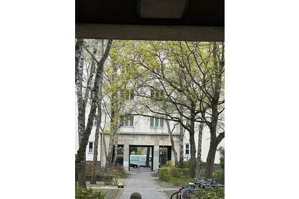 1 Zimmer in einer 3-Zimmer-Wohnung zur Untermiete - Berlin Tempelhof-Schöneberg