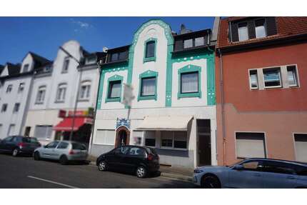 Haus zum Kaufen in Moers 319.000,00 € 184 m²