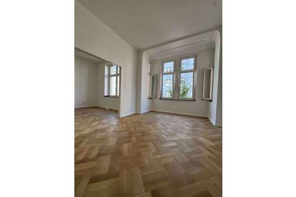 Wohnung zum Mieten in Düsseldorf 1.750,00 € 109 m²