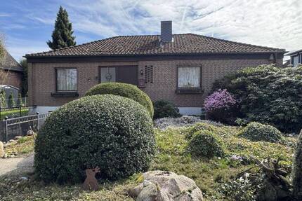 Bungalow in Ebstorf: Ebenerdiges Wohnen in Ortsrandlage