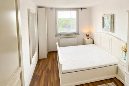 Frisch modernisierte 3-Zimmer-Wohnung mit 2 Balkonen - beste Lage & traumhafte Aussicht - Augsburg Herrenbach