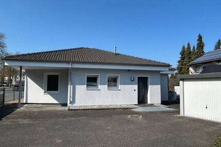**Freistehender Bungalow mit Garage in Werl**