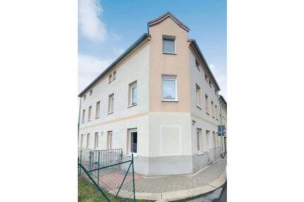 Saniert, Gepflegt, Voll vermietet: Mehrfamilienhaus mit zuverlässigen, äußerst angenehmen Mietern - Meerane