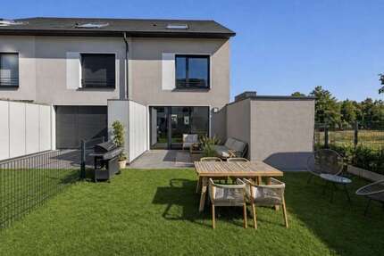 Haus zum Mieten in Wolfsburg 1.667,00 € 145 m²
