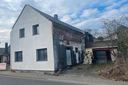Renovierungsbedürftiges Haus in Geilenkirchen- Teveren