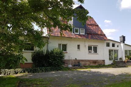 Bauernhof mit 12 ha Grünland - 460.000,00&nbsp;EUR Kaufpreis, ca.&nbsp; 250,00&nbsp;m&sup2; in Großalmerode (PLZ: 37247)