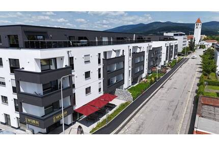 Charmant & Lichtdurchflutet: Traumhafte 3- Zi. Wohnung mit Balkon - Deggendorf