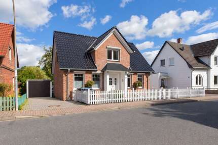Haus zum Mieten in Karby 1.350,00 € 100.8 m²