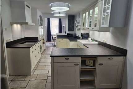 Haus zum Kaufen in Kaiserslautern 445.000,00 € 180 m²