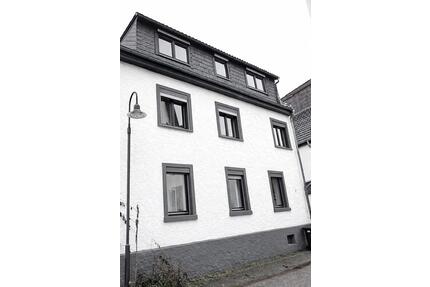 Top saniertes Einfamilienhaus mit 6 Zimmern 2 Badezimmer 2.ET - Nieder-Olm