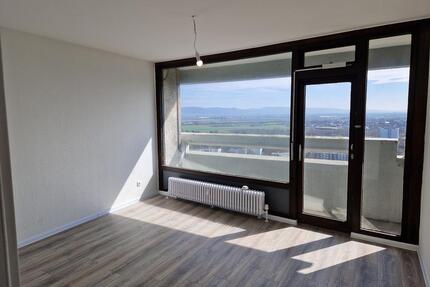 Schöne 4-Zimmer-Wohnung in Vogelstang Zentrum ! - Mannheim Käfertal