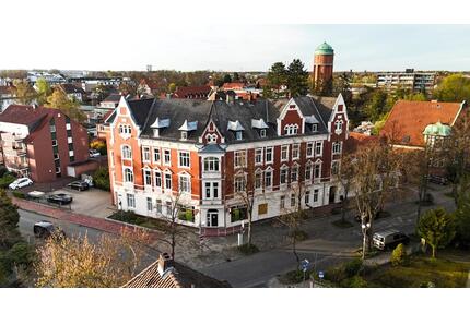 Wunderschöne 6 Zimmer Denkmalwohnung in der Wilhelmstraße (auch als WG) - Nienburg (Weser)