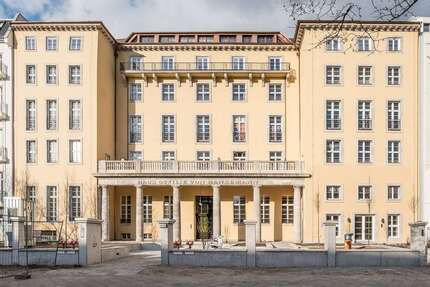 Wohnung zum Mieten in Berlin 1.589,72 € 85.7 m²