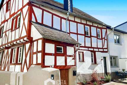 Haus zum Kaufen in Boppard 449.000,00 € 195 m²