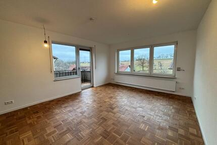 Erstbezug nach Sanierung in Schefflenz: Helle 4-Zimmer-Wohnung