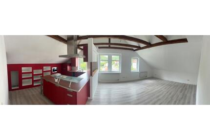 Freundliche und gepflegte 4-Zimmer-DG-Wohnung Freital Hainsberg