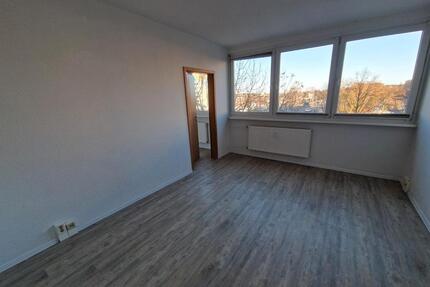 Elegant geschnitten + gemütliches Flair inkl. EBK! - Neubrandenburg