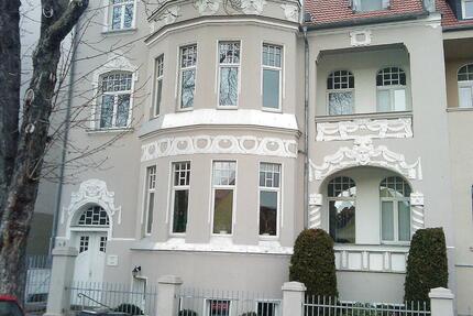 2-Raum-Wohnung in Bernburg - 295,00&nbsp;EUR Kaltmiete, ca.&nbsp; 44,00&nbsp;m&sup2; in Bernburg (Saale) (PLZ: 06406)
