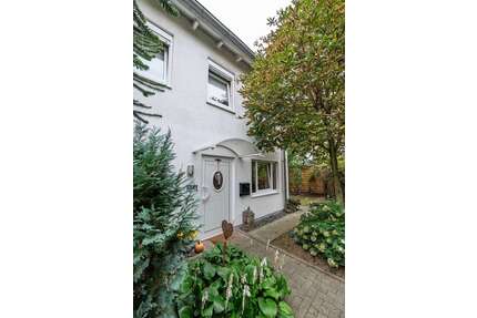 Haus zum Kaufen in Bielefeld 334.000,00 € 107 m²