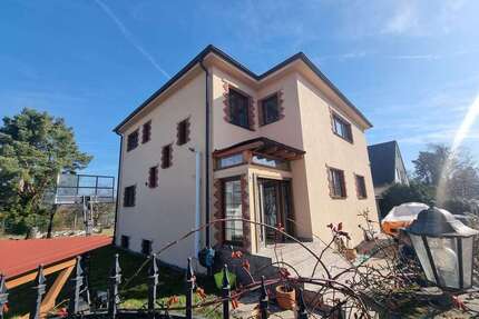 Haus zum Kaufen in Berlin 1.049.000,00 € 238 m²