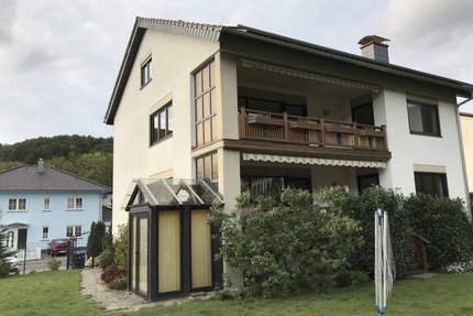 Gepflegte 3-Zimmer-Wohnung mit Balkon im 1. OG in Dahn