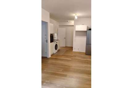 Wohnung zum Mieten in Berlin 1.200,00 € 42 m²