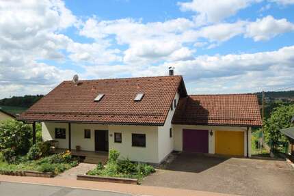 Haus zum Kaufen in Limbach 480.000,00 € 245 m²