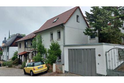 Kleines verkehrsgünstig gelegenes Haus - Gößnitz