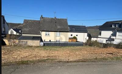 BAUGRUNDSTÜCK IN TRAUMHAFTER MOSELLAGE - Leiwen