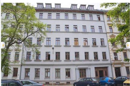 Sonnige 2-Raum Wohnung Dachgeschoss mit Loggia - Leipzig Mitte