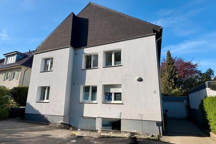 Sanierte Etagenwohnung mit Balkon in Kurparknähe von Bad Salzuflen