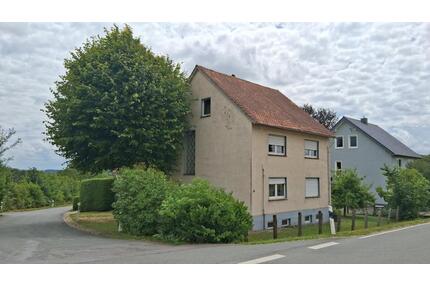 Mehrfamilienhaus mit Ausblick und Potenzial - provisionsfrei - Detmold Hakedahl
