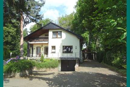 Haus zum Kaufen in Meerane 375.000,00 € 180 m²