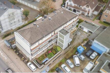 Modernisiertes Niedrigenergiehaus mit 11 Parteien, Garagen und Stellplätzen im Herzen von Kohlscheid - Herzogenrath