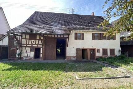 Ehemaliges Bauernhaus - 175.000,00&nbsp;EUR Kaufpreis, ca.&nbsp; 100,00&nbsp;m&sup2;&nbsp;Wohnfl&auml;che in Sulz am Neckar (PLZ: 72172) Mühlheim