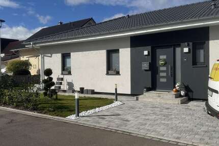Haus zum Kaufen in Geisingen 600.000,00 € 121 m²