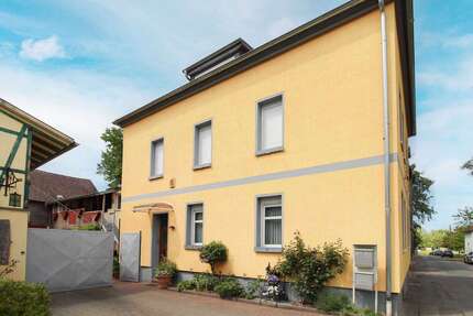 Haus zum Kaufen in Gotha 420.000,00 € 215.91 m²