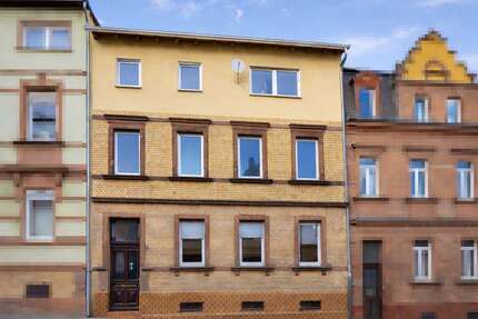 Haus zum Kaufen in Neustadt 353.000,00 € 180 m²