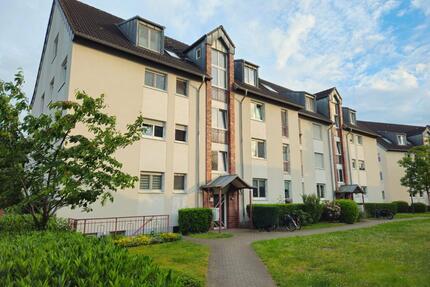 Moderne 4 Zimmer Familienwohnung mit Balkon und Stellplatz - Ratingen Lintorf