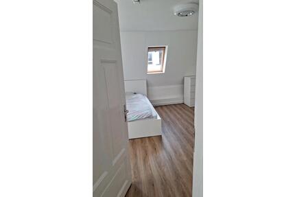 möbliertes WG Zimmer - 375,00&nbsp;EUR Kaltmiete, ca.&nbsp; 65,00&nbsp;m&sup2; in Tastrup (PLZ: 24943)