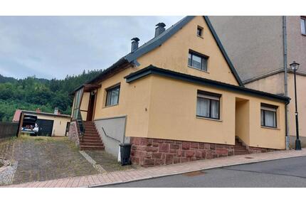 Großes Einfamilienhaus in Ilmenau