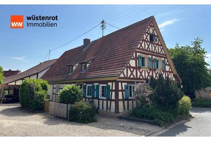 Charmantes Fachwerkhaus mit 7 Zimmern, Garten und zwei Kfz-Stellplätzen in Zapfendorf-Kirchschletten